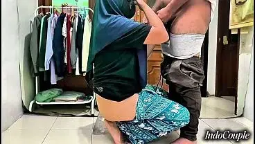 Indonsian Muslim Hijab step sister caught using Didlo .she’s looking for Double penetration