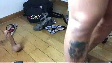 peeing while masturbating watching cocks pv