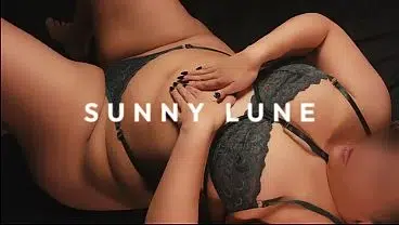 Stepsis Oiled Ass Shakes – Latina Blowjob & Cum Load