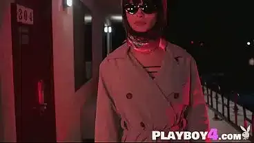 Big tits MILF Julia Logacheva stunning posing session after hot striptease