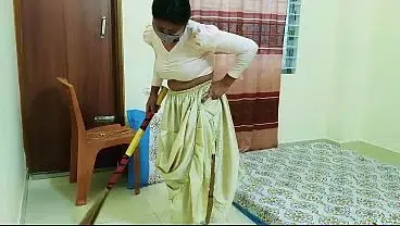 Fuck my big ass milf house maid for increase her payment