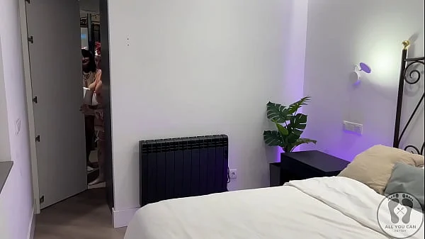 4K FETISH LATEX GLOVES OPEN AND SPREADING THEIR PUSSIES