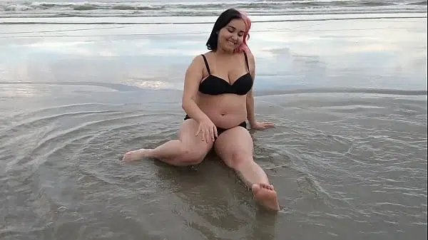 BELLE BELINHA COVER NOVINHA NINFETINHA GRAVIDA SENSUALIZANDO NA PRAIA