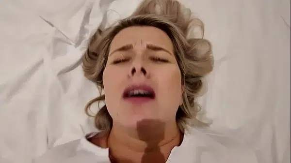 سکس ایرانی با خانوم میلف گوشتی سینه ۸۵ که کص صورتی داره