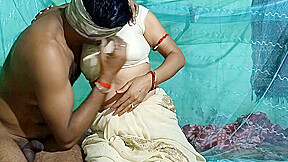 Land Ke Upar Baithkar Chuchi Matka Matka Ke Chudati Bhabhi