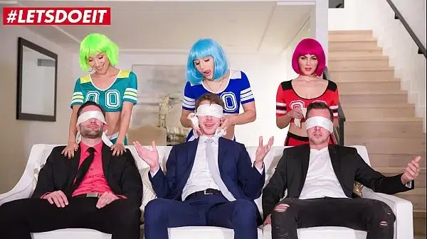 LETSDOEIT – #Valentina Nappi #Vicki Chase – Reunion Leads To A Hot Orgy Party