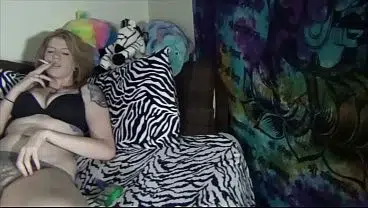 Victoria Quinn Smoking While Finger Fucking Herself Pt 1