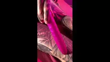 Dreadlocks & Tattoos Quick Latex Anal Fisting & Solo Play