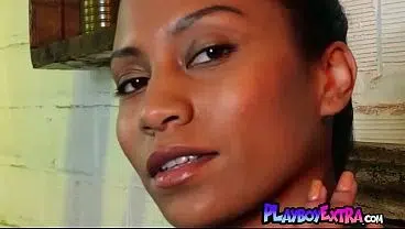 Sensational ebony boxer teen Fatima Kojima warming up her tight nude body