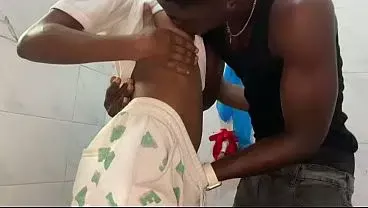 YahooBoy fucked the waitress in the restroom hardcore for tips