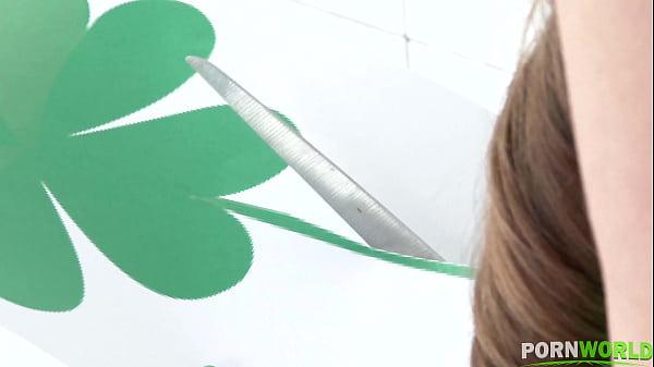 Holiday Gasm – Solo St Paddy’s Day Session