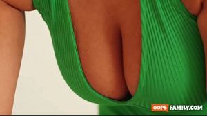 The super red-hot MILF Anissa investigates her passion for painting, using a masculine muse – XXX!