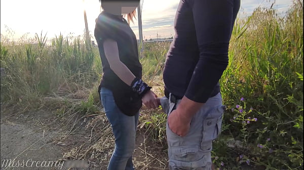 Dick flash – I pull out my cock in front of a young girl in public road and she helps me cum – it’s very risky 4K