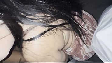 Fui para um passeio de lancha com namorado da minha melhor amiga e acabei mamando e fudendo bem gostoso