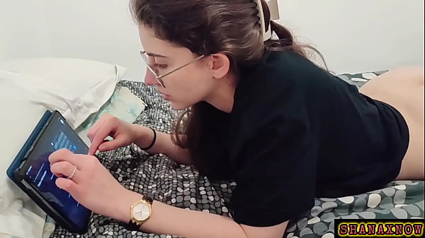 HALLOWEEN – ZOMBIE STARVING FOR YOUR ASS BJ CUM IN MOUTH