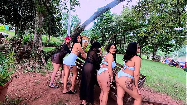 Role Aleatório com As Mais Gostosas da Plataforma XVídeos