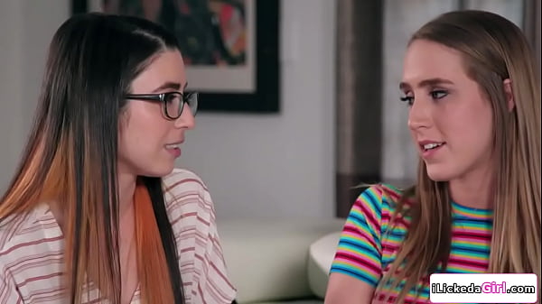 So this is what scissoring is, it feels so damn good!