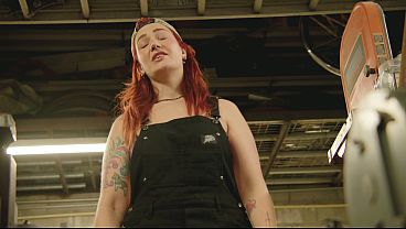 MECHANIC WORKSHOP THREESOME WITH DOUBLE FACIAL