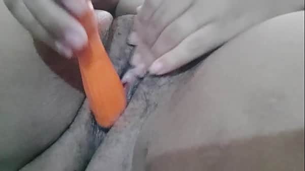 Arab ebony girl masturbate with mechanic tools