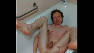 LanaTuls – Moscow Anal Slut and Whore. Hardcore Anal ManCunt Dildo Fucking in BathTube