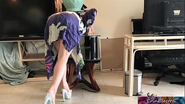 Stepson fucks his hot stepmom before getting her un-stuck