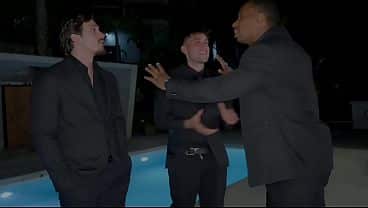 Threesome and double penetration for this paid whore