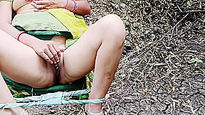 Bhabhi Jungle Apni Stepbrother-in-law Se Ass Marawana Chahta Rahi Aur Stepbrother-in-law Stepsister-in-law Ki Aaj Gad Maar Ega Badi Loud Se