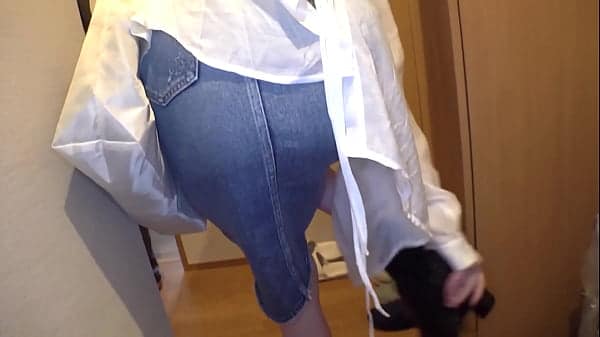 パート1〈世界一のド変態夫婦×溺死寸前の顔面潮噴き×旦那も潮噴く大量射精4発〉前職：SM女王様の美BODY奥様！超リアルSMプレイ！寝取られ願望もある！クセつよ性癖！潮吹き奥様のスプラッシュを旦那が浴びる！それが夫婦の至高の喜び！ボンテージ姿で旦那の前でイキまくりヨガリまくりの欲望全開SEX！ザーメン放出4連発！！