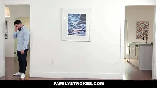 Horny Teen Babe Wants To Bang StepBro On StepMoms Back – FamilyStrokes