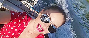 I Flash My Sexy Body On The Boat Ride With My Friends With Wet Kelly