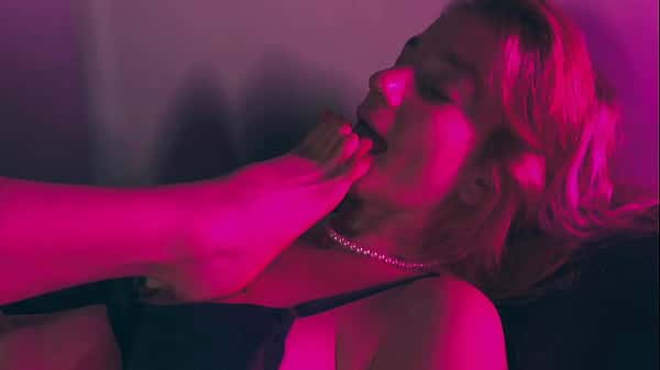 Love Her Armpits and Foot Fetish: Marilou and Miss Jesus